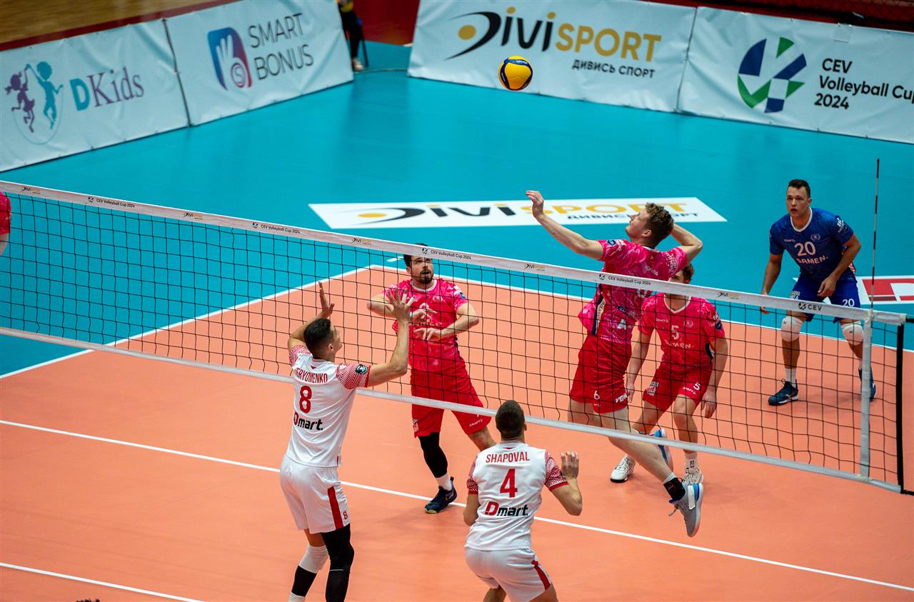 CCM 41 SC Prometey DNIPRO V Nova Tech Lycurgus GRONINGEN CEV