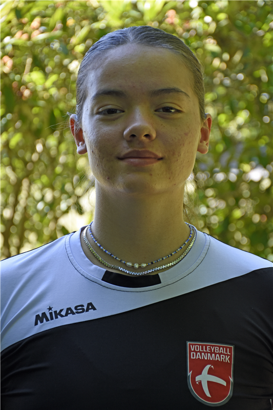 MØLLER-PETERSEN Maria Cecilie