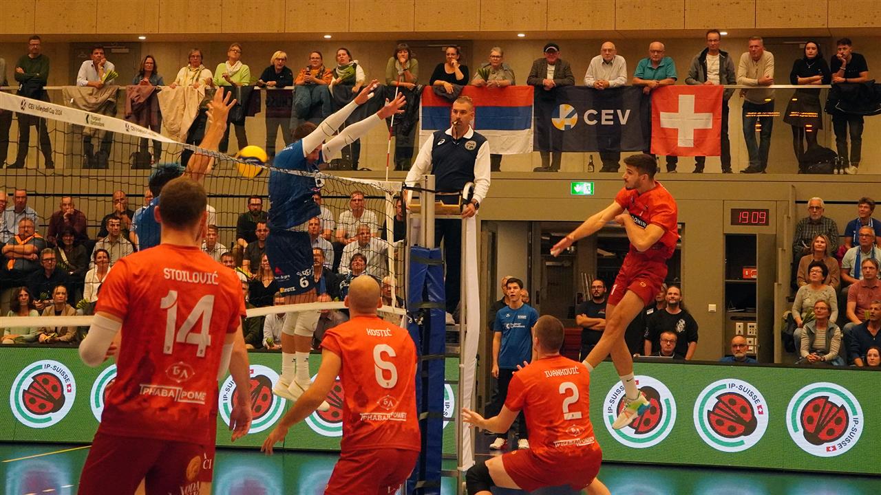 CCM 12, Lindaren Volley AMRISWIL v Radnicki KRAGUJEVAC