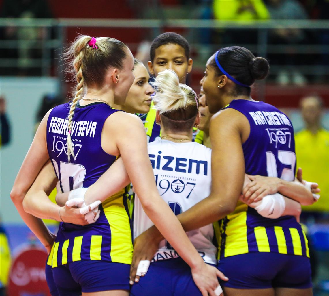 CLVW 83 Fenerbahce Opet ISTANBUL v A. Carraro Imoco CONEGLIANO