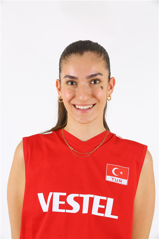 ÇALIŞKAN Selin