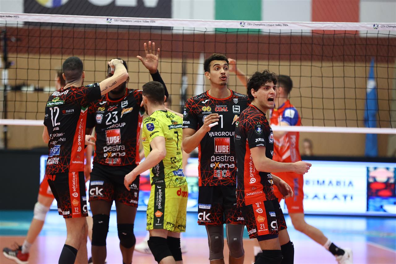 CLVM 87, C.S. Arcada GALATI v Cucine Lube CIVITANOVA | CEV