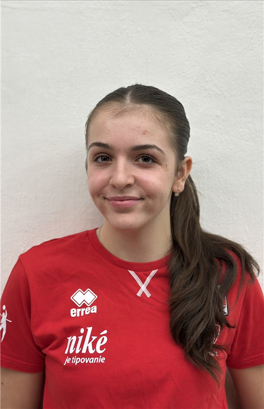 FREUNDOVA Rebeka Maria