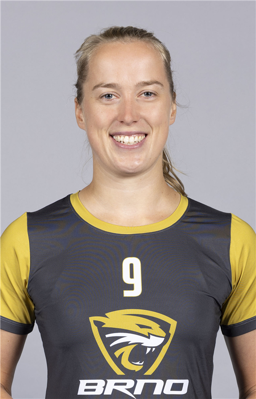 PLUHAŘOVÁ Věra