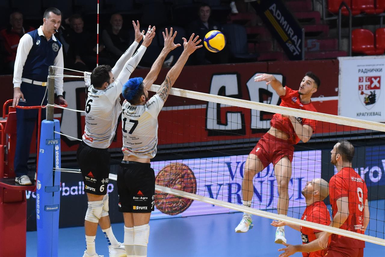 CCM 12, Lindaren Volley AMRISWIL v Radnicki KRAGUJEVAC