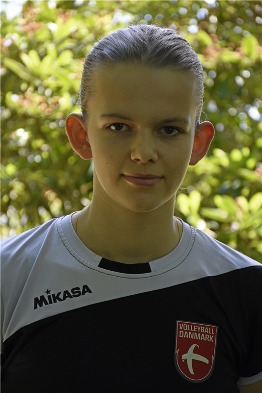 LETH Lærke Marie Lindeborgh