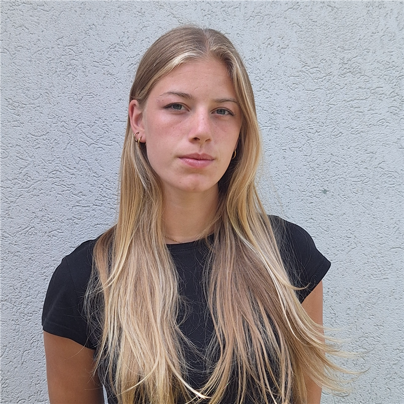 MUNKÁCSI Réka Antónia