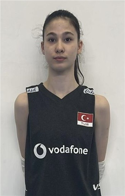 BAŞARIR Beril