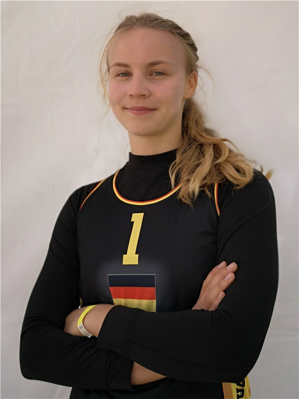Photo of Josefine SCHÄKEL