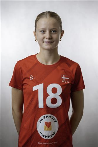 SKOUGAARD Lærke Zoëga