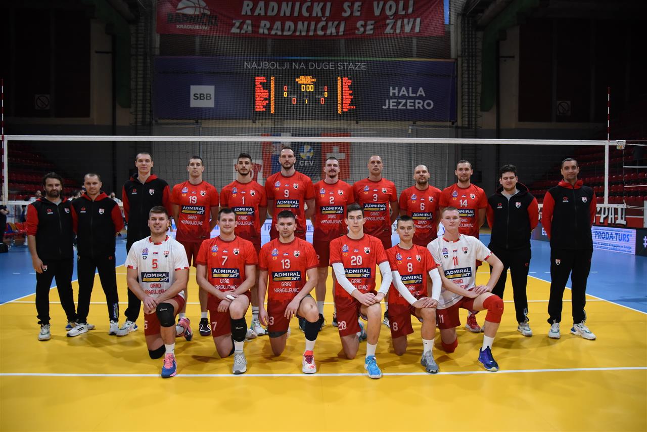 CCM 12, Lindaren Volley AMRISWIL v Radnicki KRAGUJEVAC