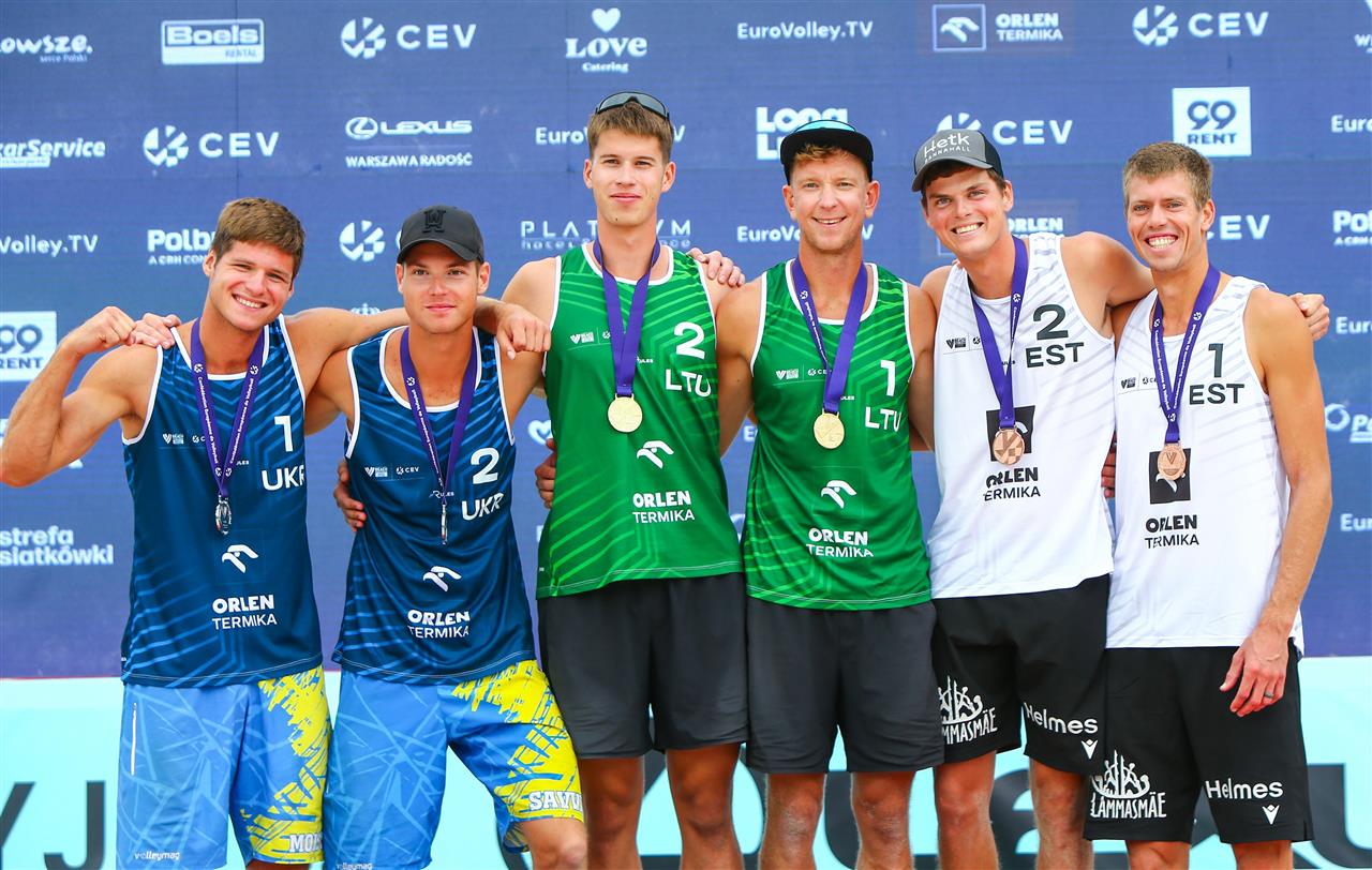 Podium ceremony for the Beach Pro Tour Futures in Warsaw