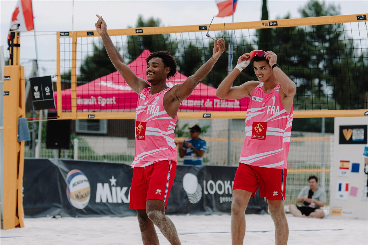 Elouan Chouikh-Barbez and Joadel Gardoque winning gold