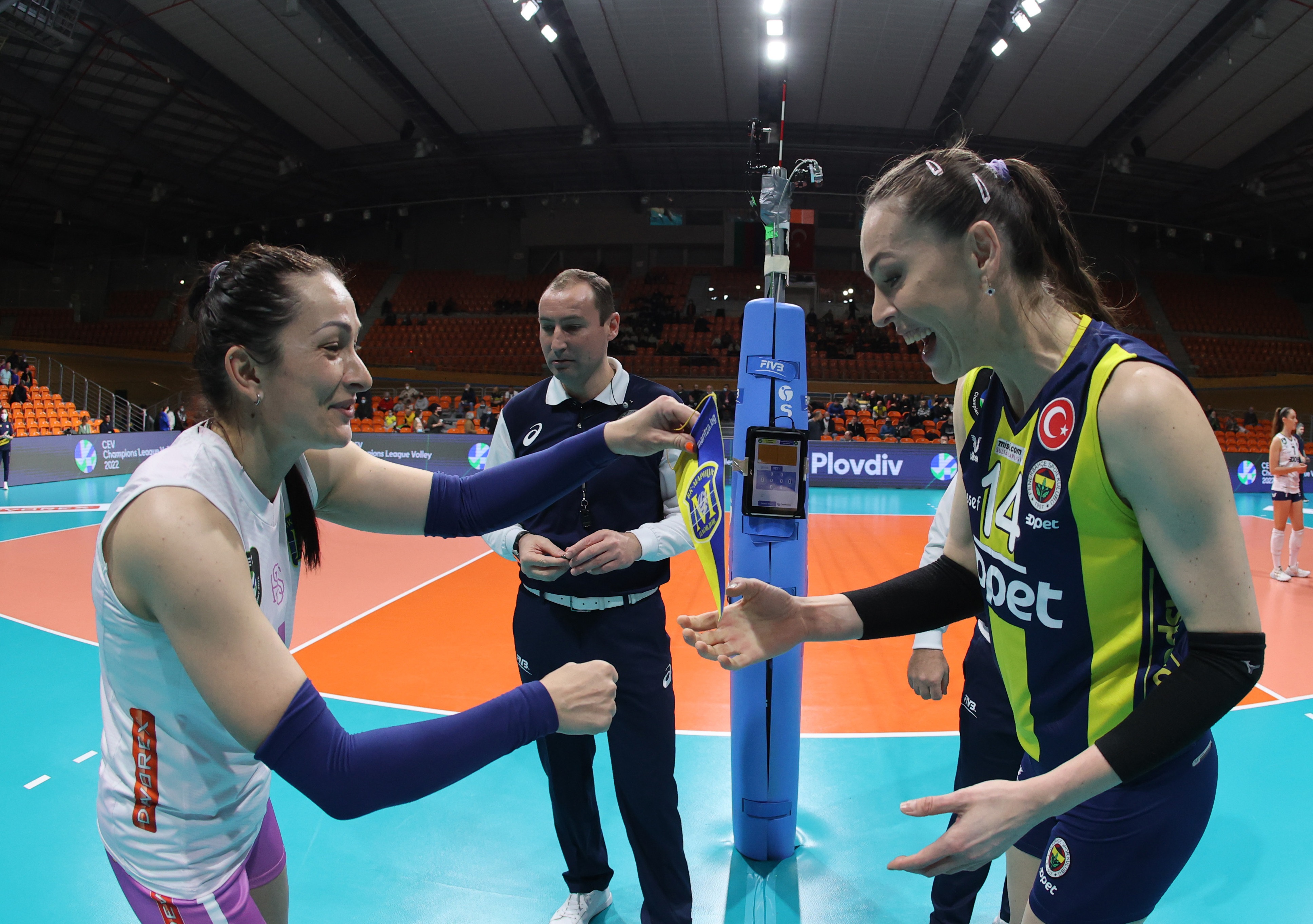 Super Match of the Week live from Istanbul ChampionsLeague