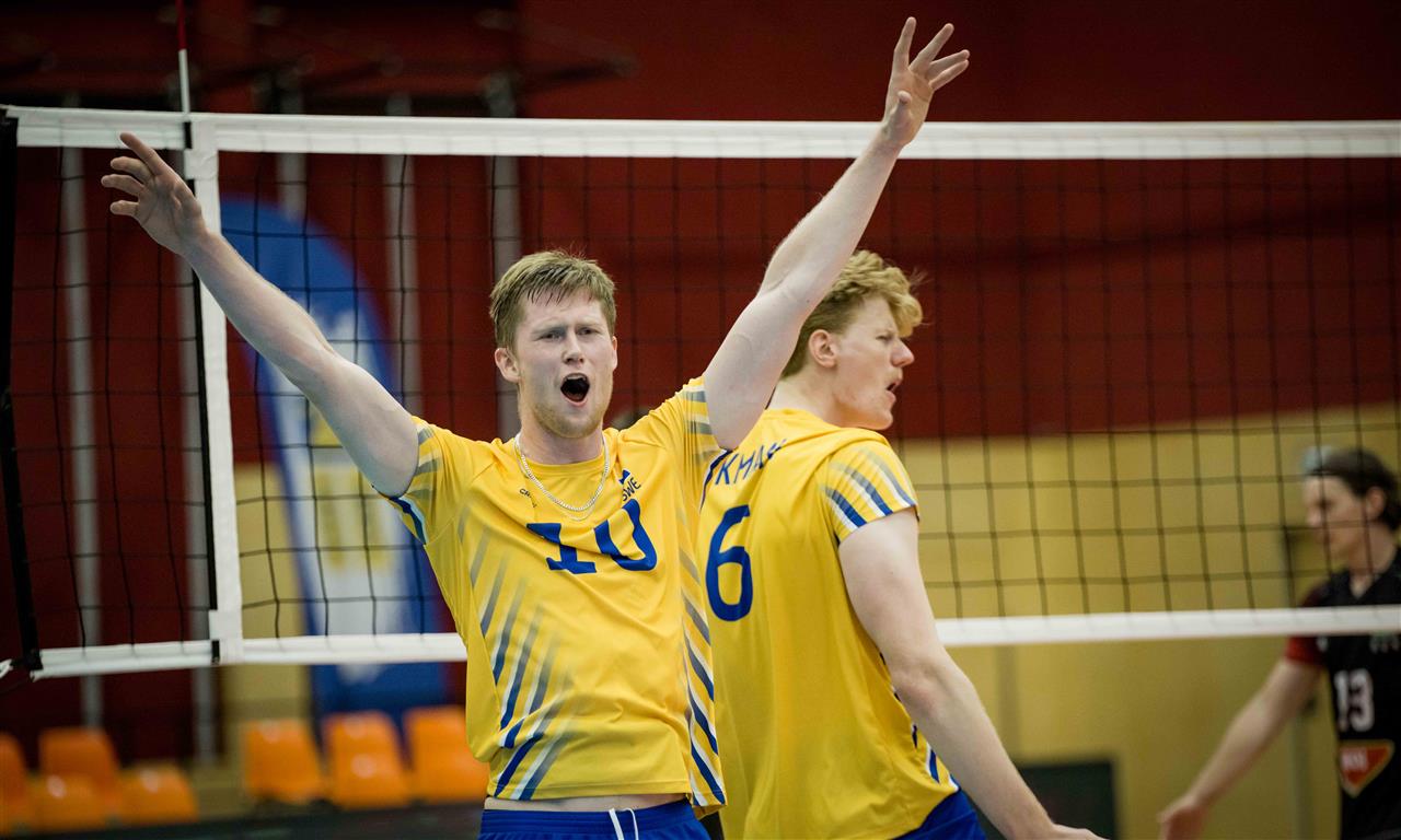 Hampus Ekstrand celebrates win