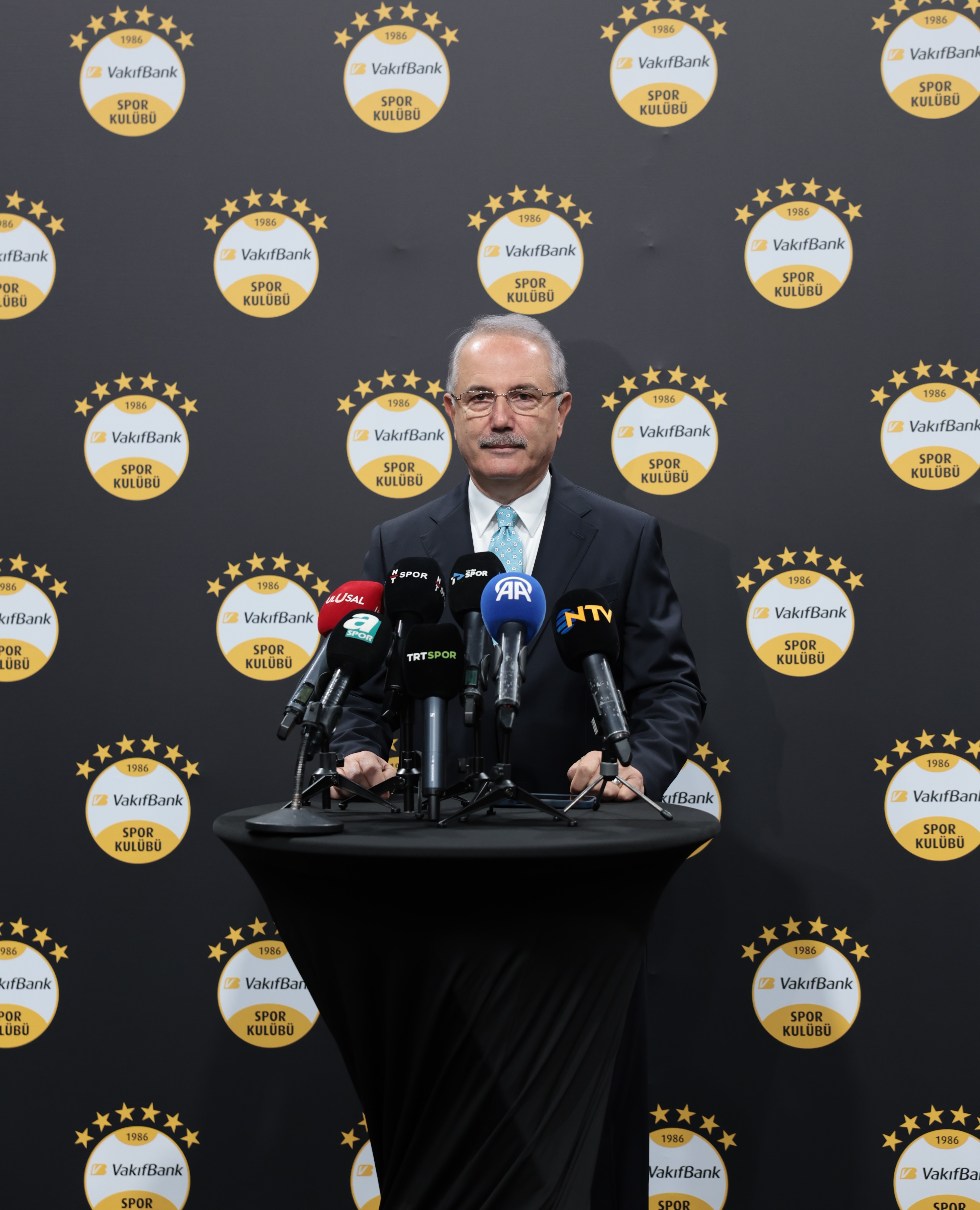 Abdi Serdar Üstünsalih, presidente del VakifBank