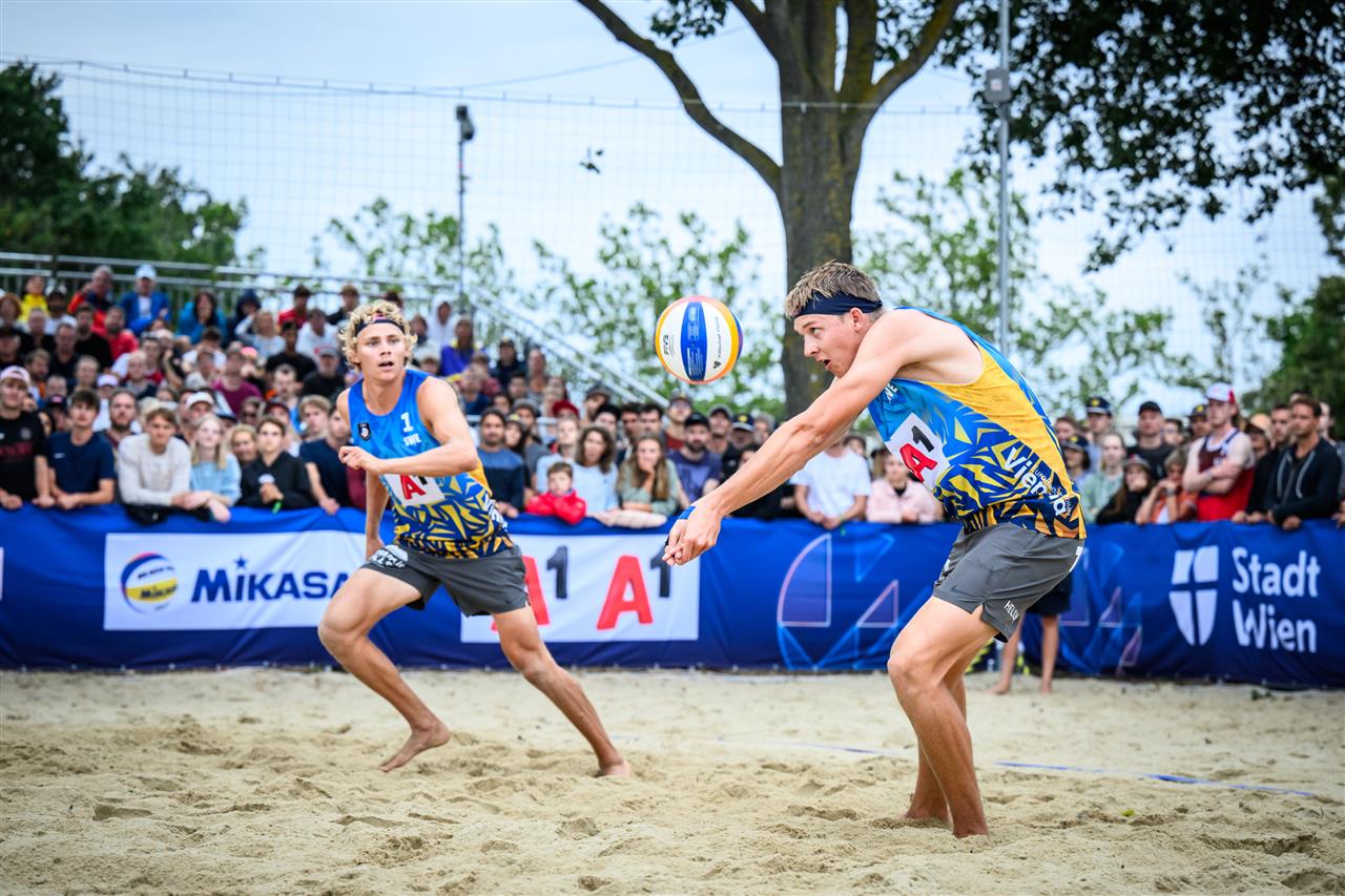 Olympic champions Åhman and Hellvig in action