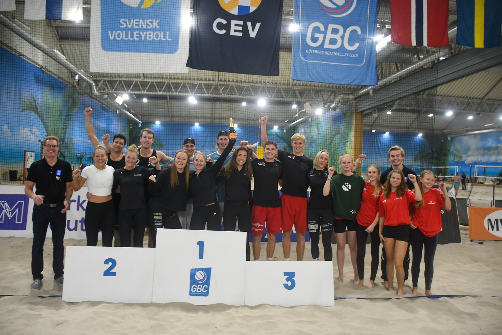 Medallists from the last NEVZA Beach Sweden event in Göteborg, celebrating their achievements.