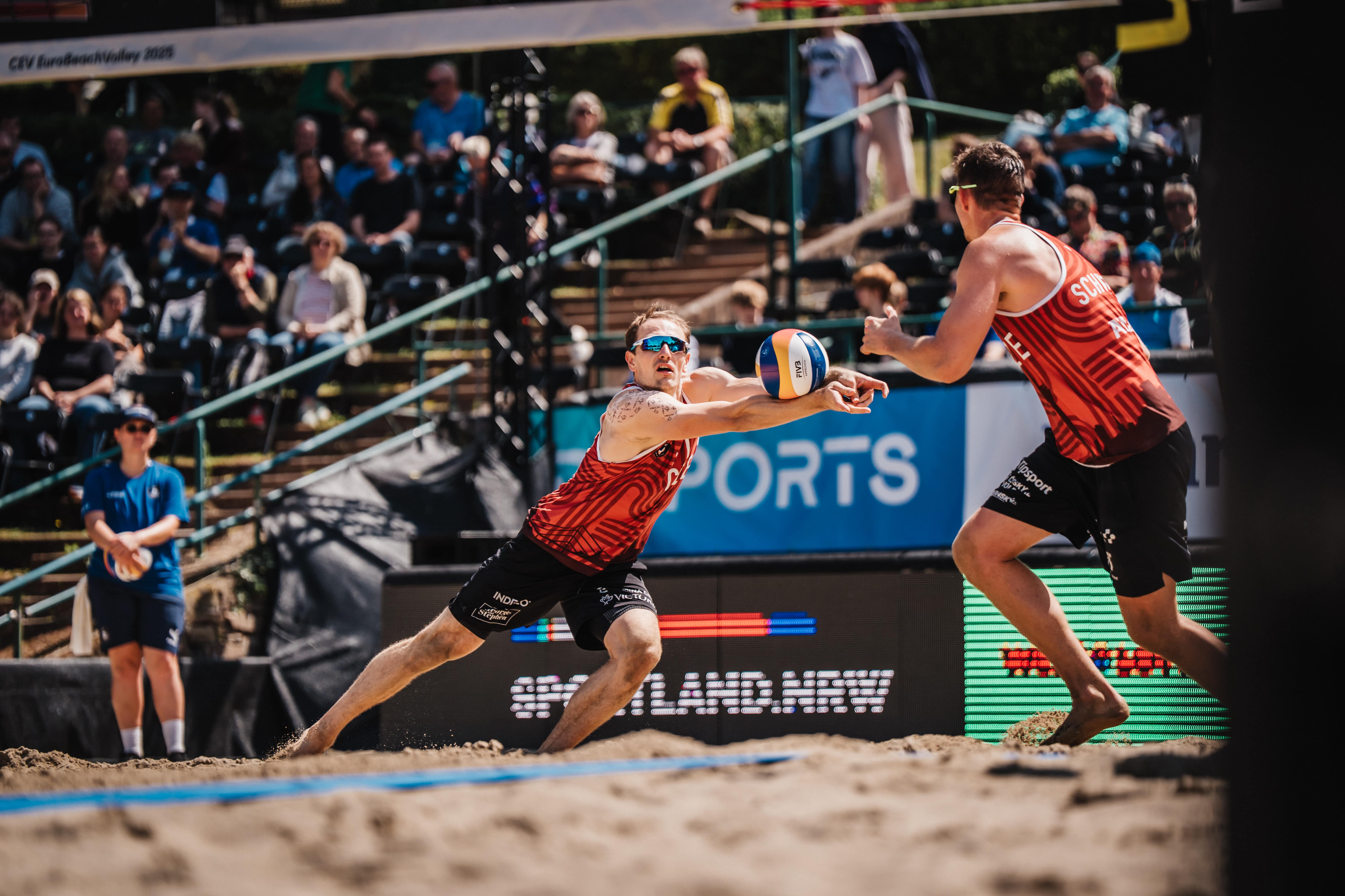 Perušič passes in the match against the Germans