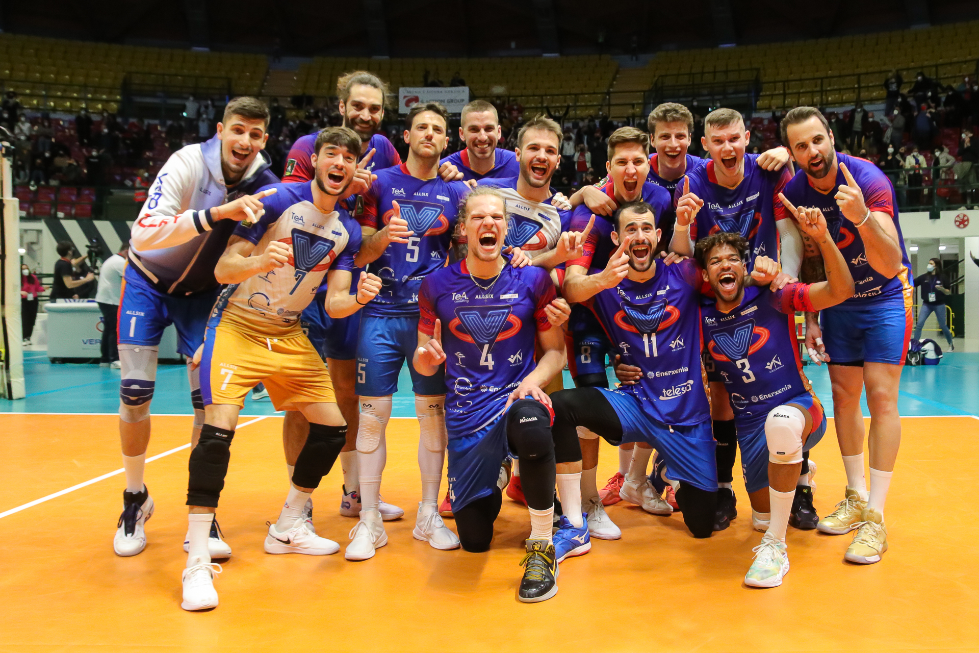 Vero Volley Monza one step closer to lifting a #CEVCupM trophy for the ...