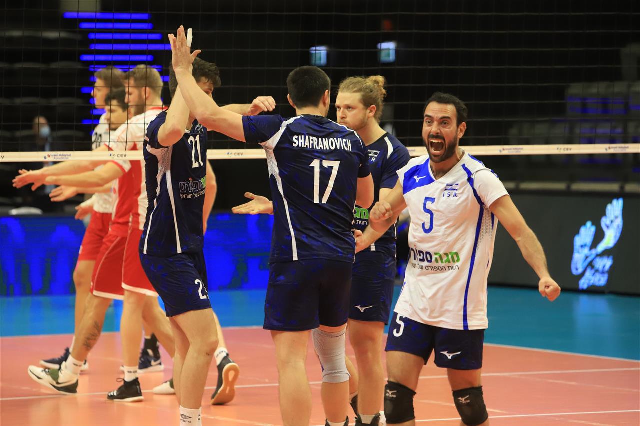 Israel record first win at the Qualifier, impeccable Turkey with ...