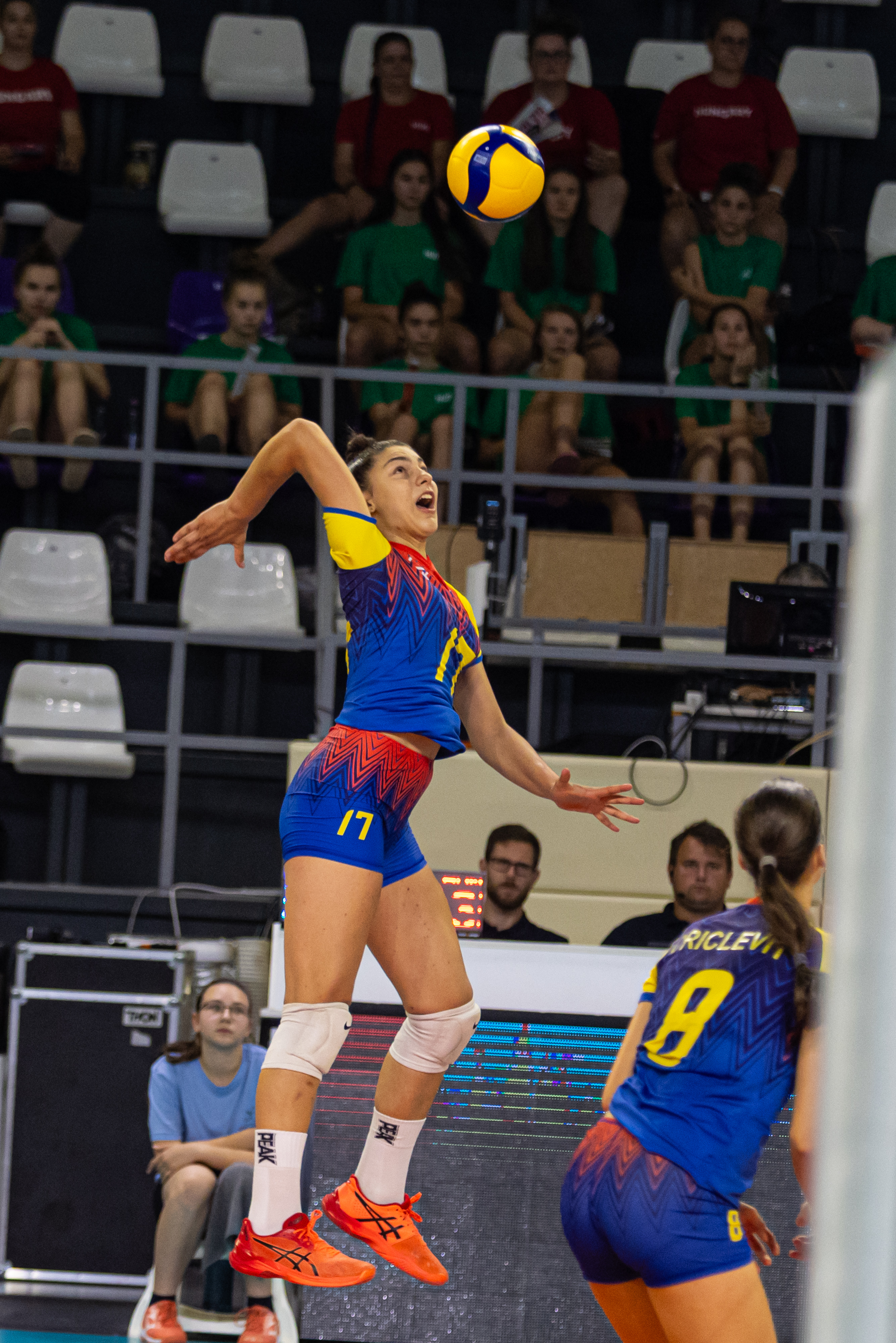 Bianca Cucu – Romania’s 12-year-old wunderkind at #EuroVolleyU17W | CEV