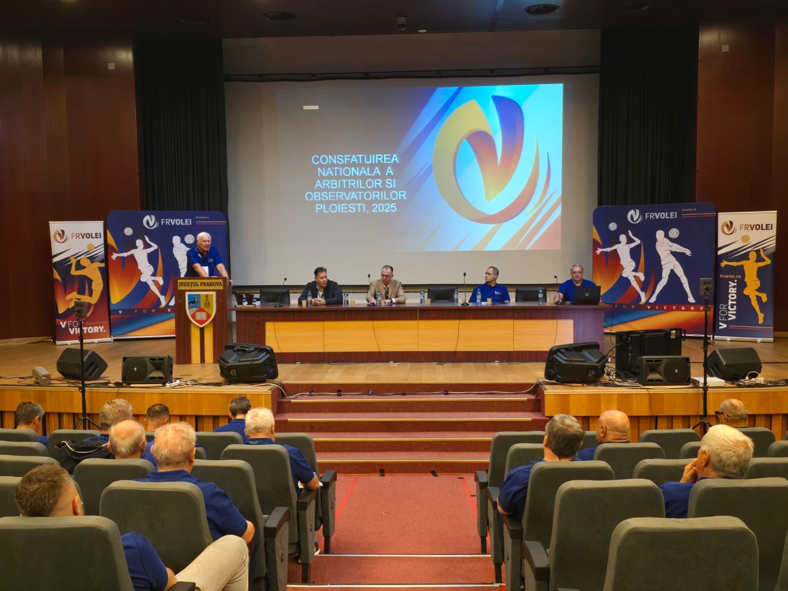 Mr. Cojocaru, President of the Romanian Volleyball Federation, at the seminar