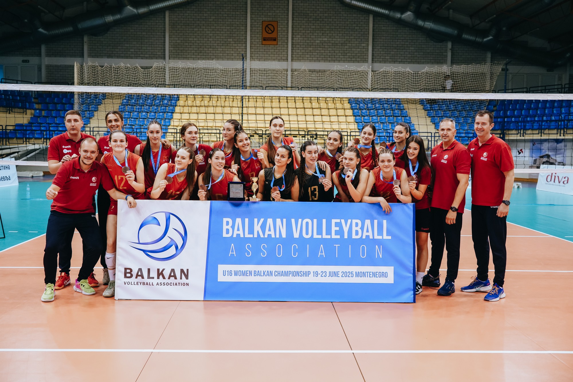 Montenegro team with bronze medals