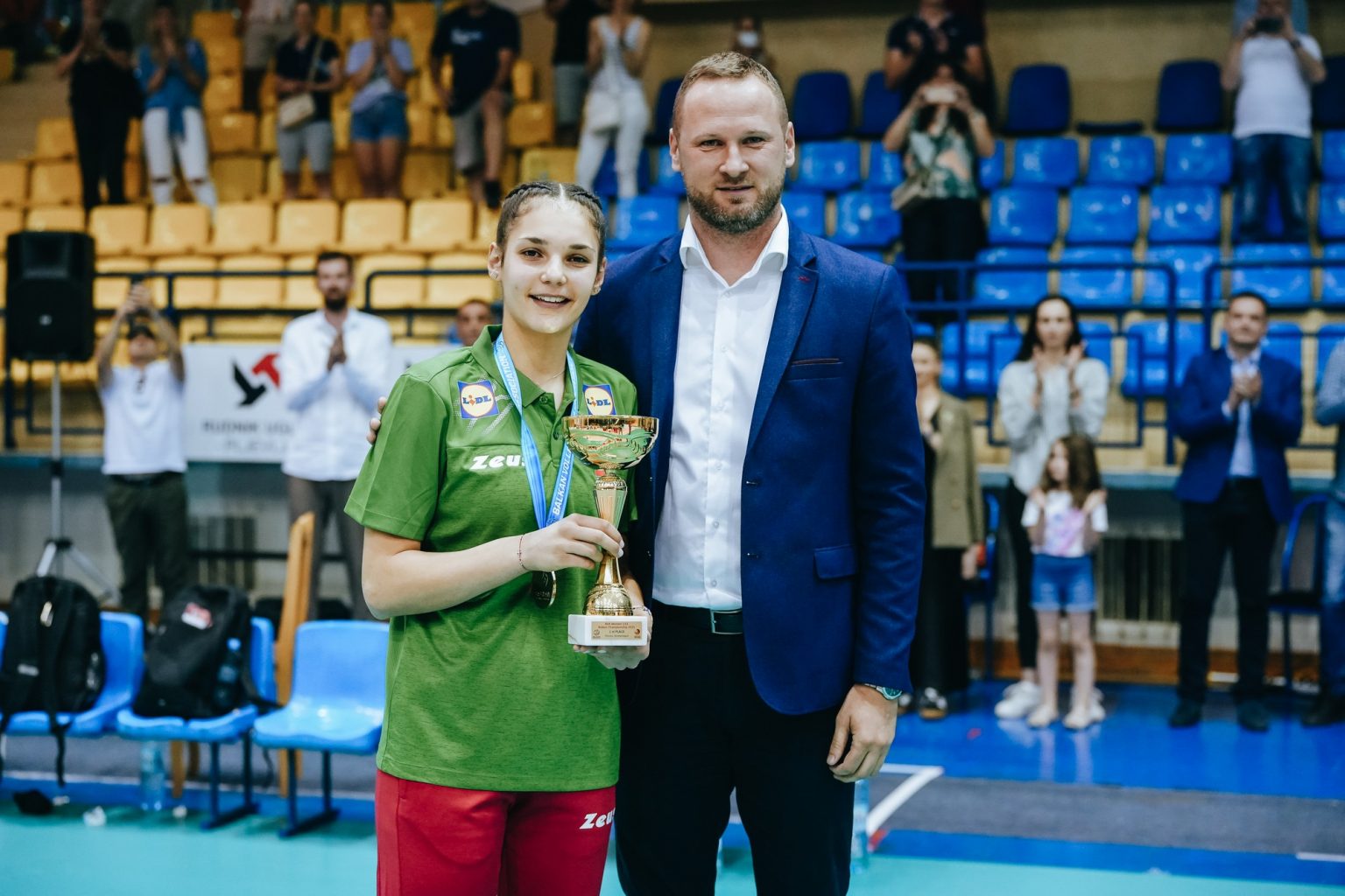 Bulgaria team receiving gold medals