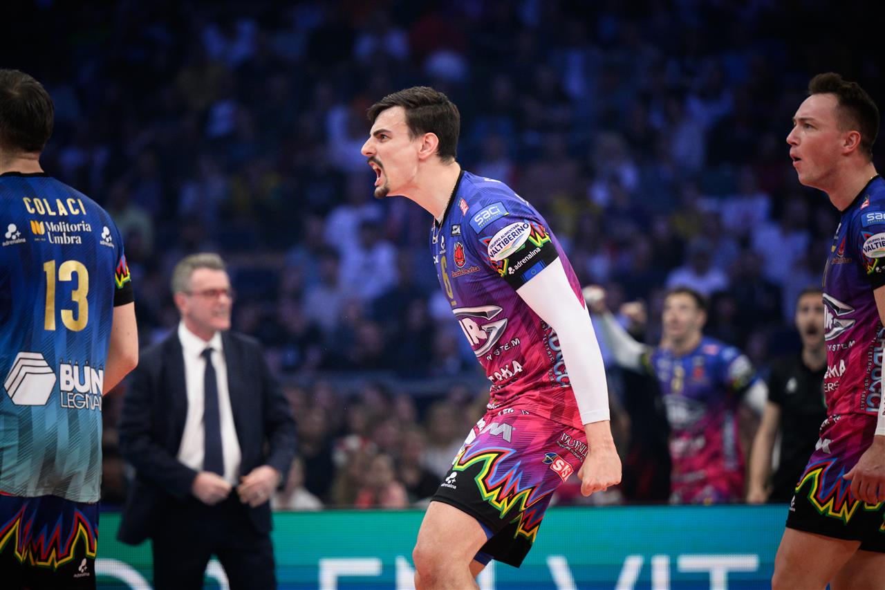 Sir Sicoma Monini Perugia team celebrating their victory