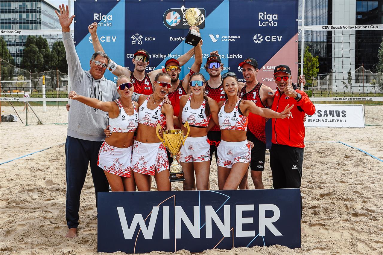 Austrians and Ukrainians celebrate in Riga